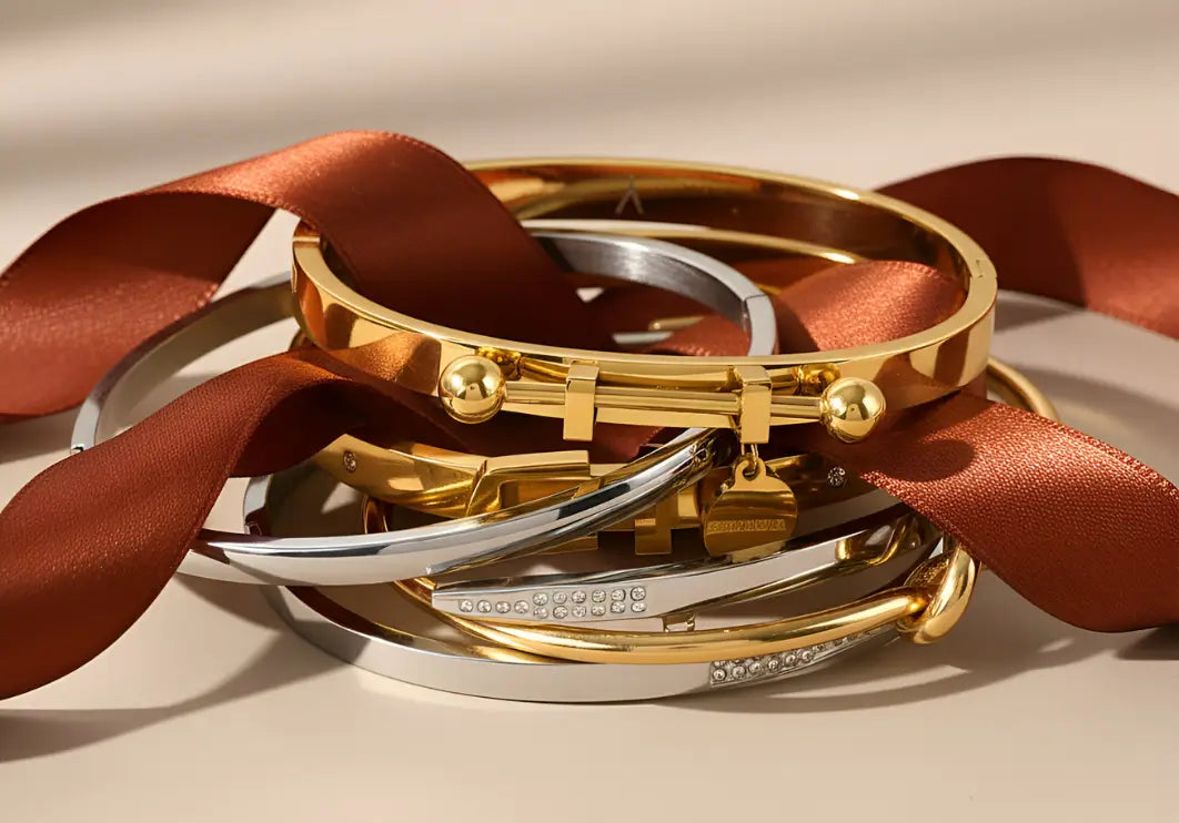 Top 6 Christmas Jewelry Gift Ideas for Women