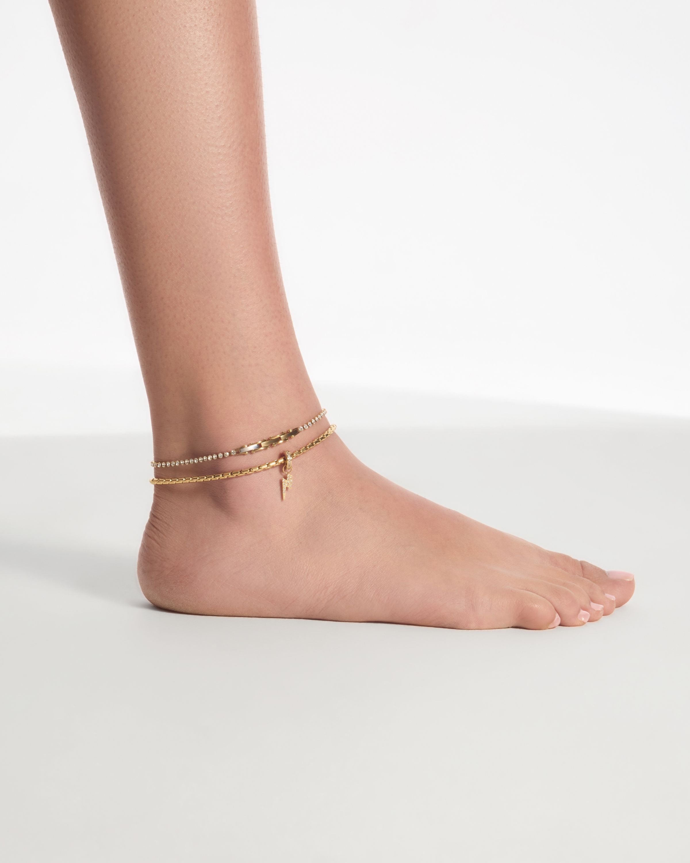  ||| PAVE LIGHTNING/GOLD