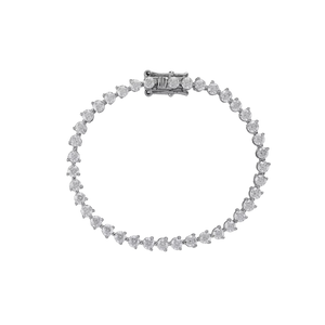 Elegant Diamond Tennis Bracelet with sparkling round-cut diamonds set in a classic prong setting.