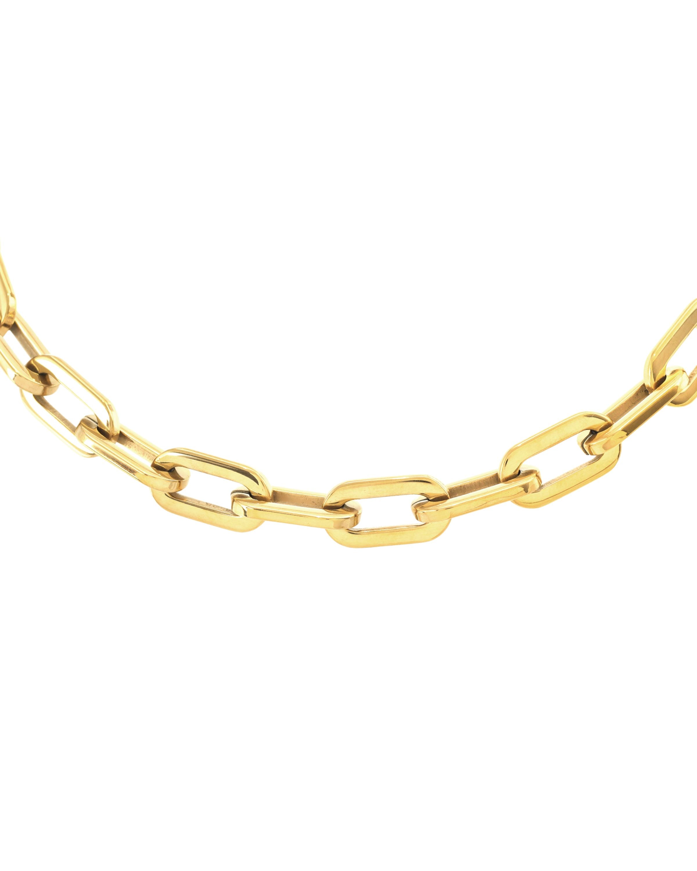 The PUERTO CHAIN NECKLACE in 
 gold which is a minimalist necklace made of gold chains. ||| GOLD