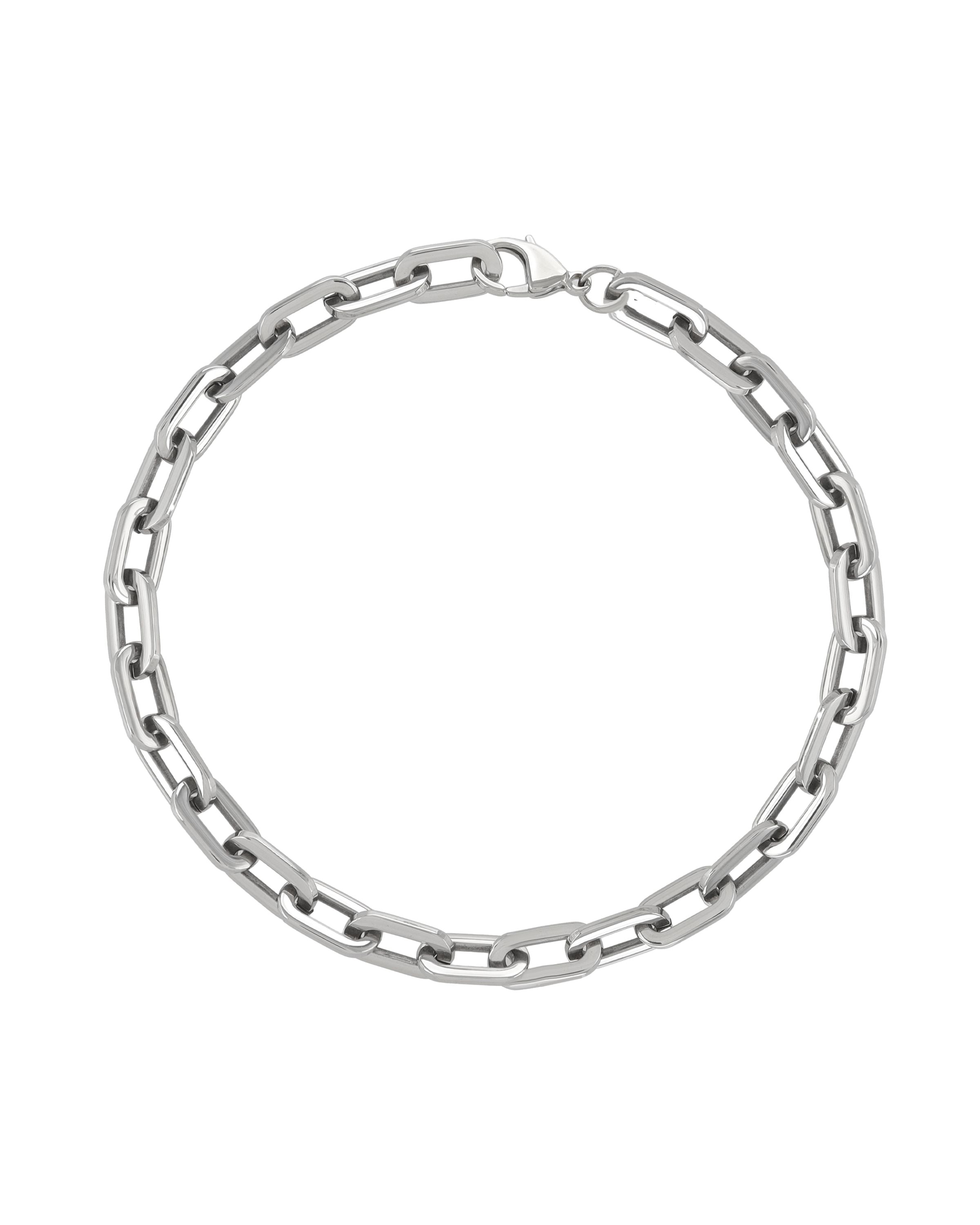 The PUERTO CHAIN NECKLACE in 
 silver which is a minimalist necklace made of silver chains. ||| SILVER