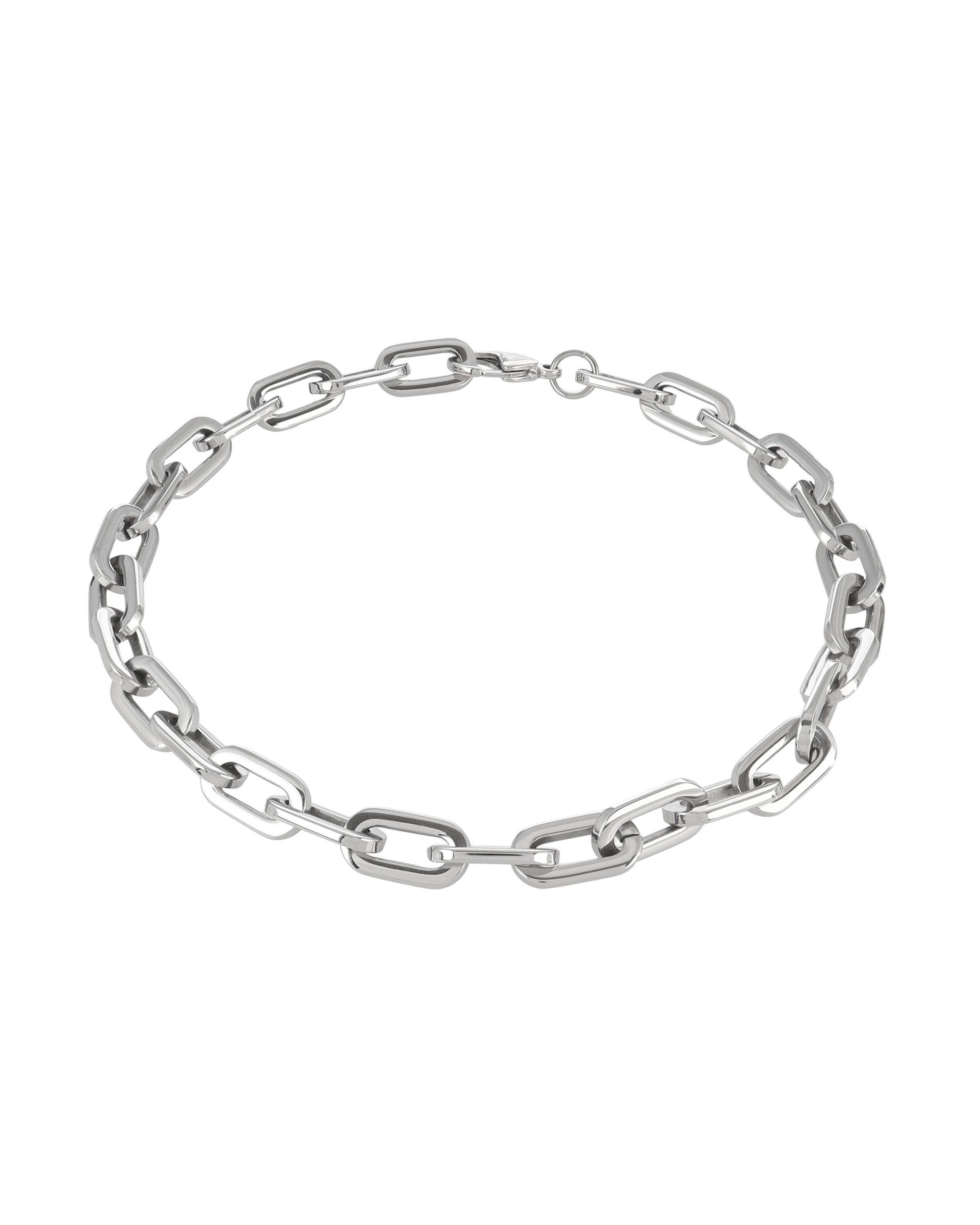 The PUERTO CHAIN NECKLACE in 
 silver which is a minimalist necklace made of silver chains. ||| SILVER