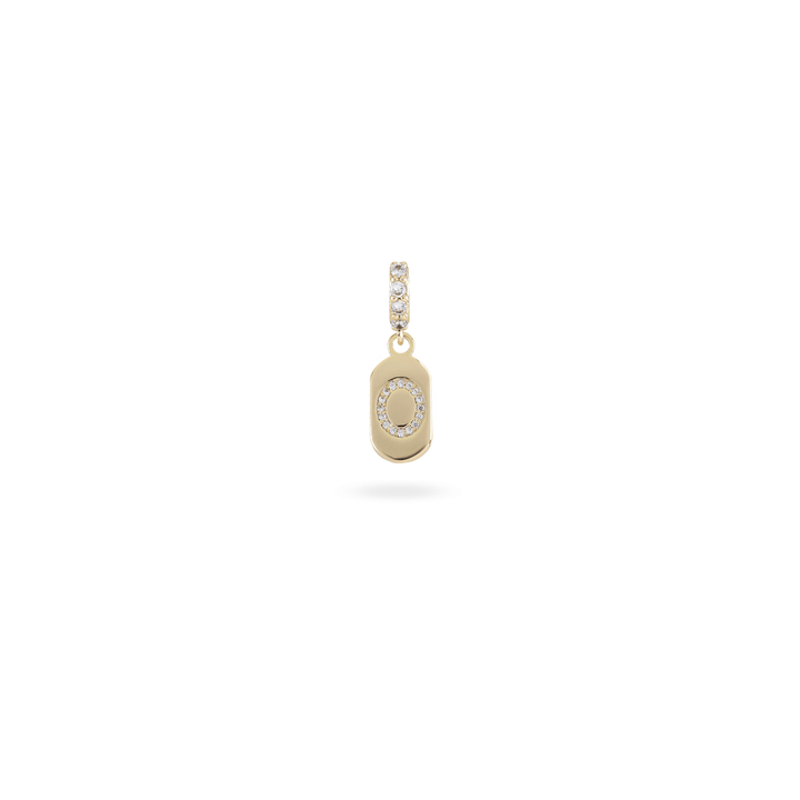 The LETTER JUST CLICK CHARM which is made of gold filled encrusted zirconia letter "O" initial. ||| O/GOLD