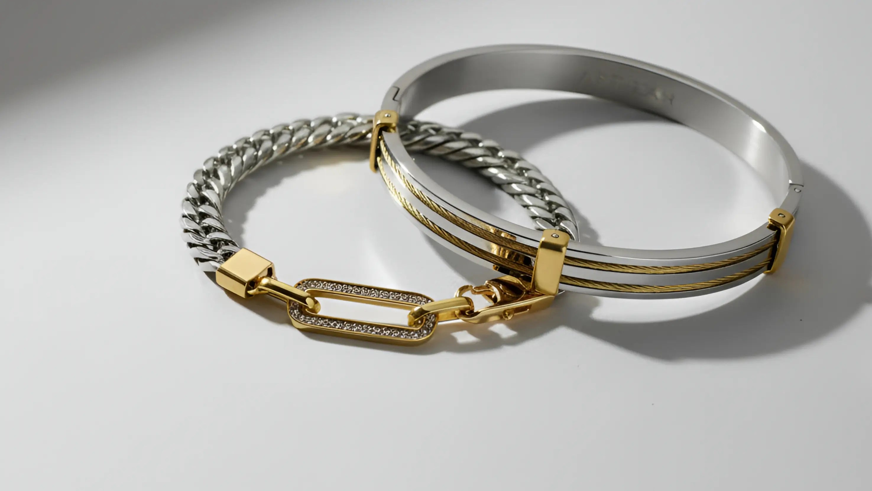 Spikes Bangle– Artizan Joyeria Spikes Bangle– Artizan Joyeria