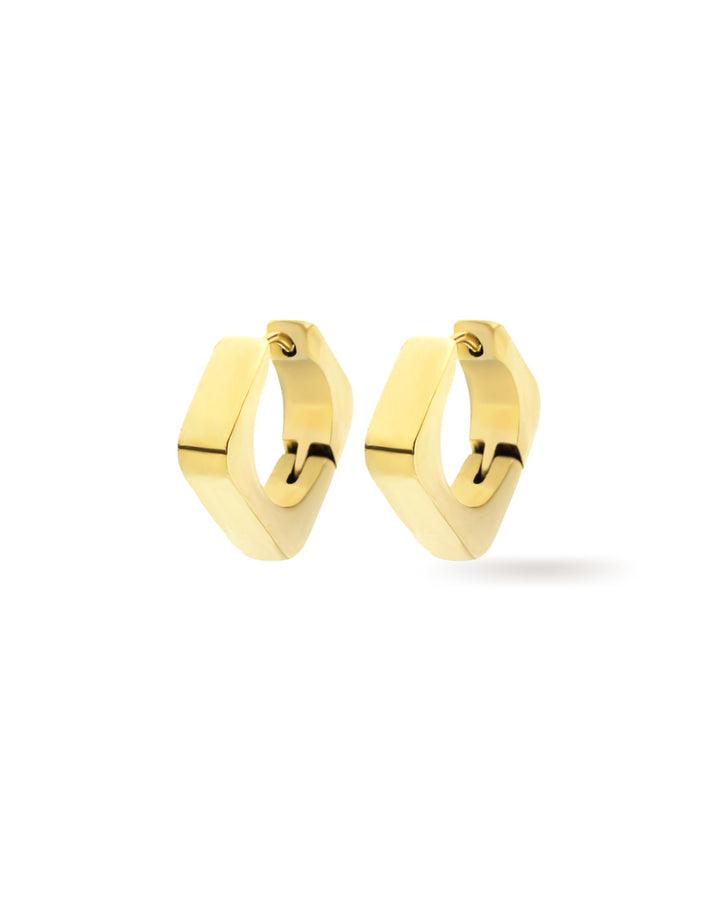 The SHAPE HOOP is a pair of square hoop  earrings that is 17mm x 17mm in size and made of  Stainless steel 18k gold plated. ||| GOLD