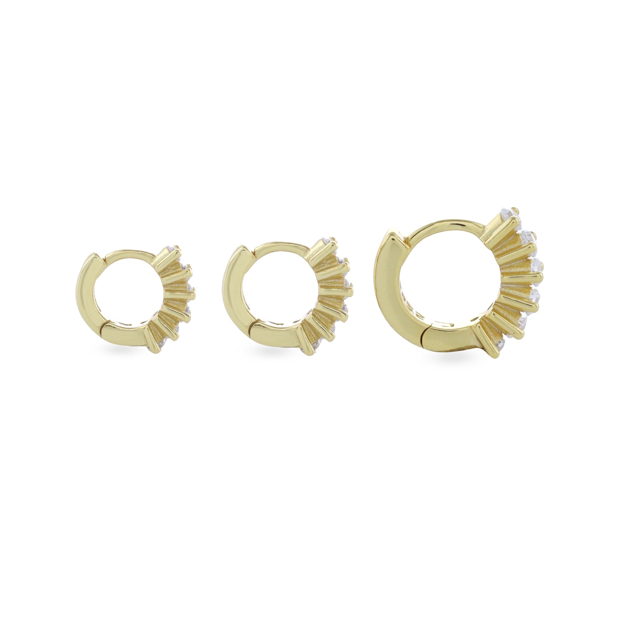 3 pieces Tiny Huggies Hoop in different sizes, they're hoop earrings that feature a row of sparkling cubic zirconia stones set in a  pointed, triangular pattern.||| GOLD
