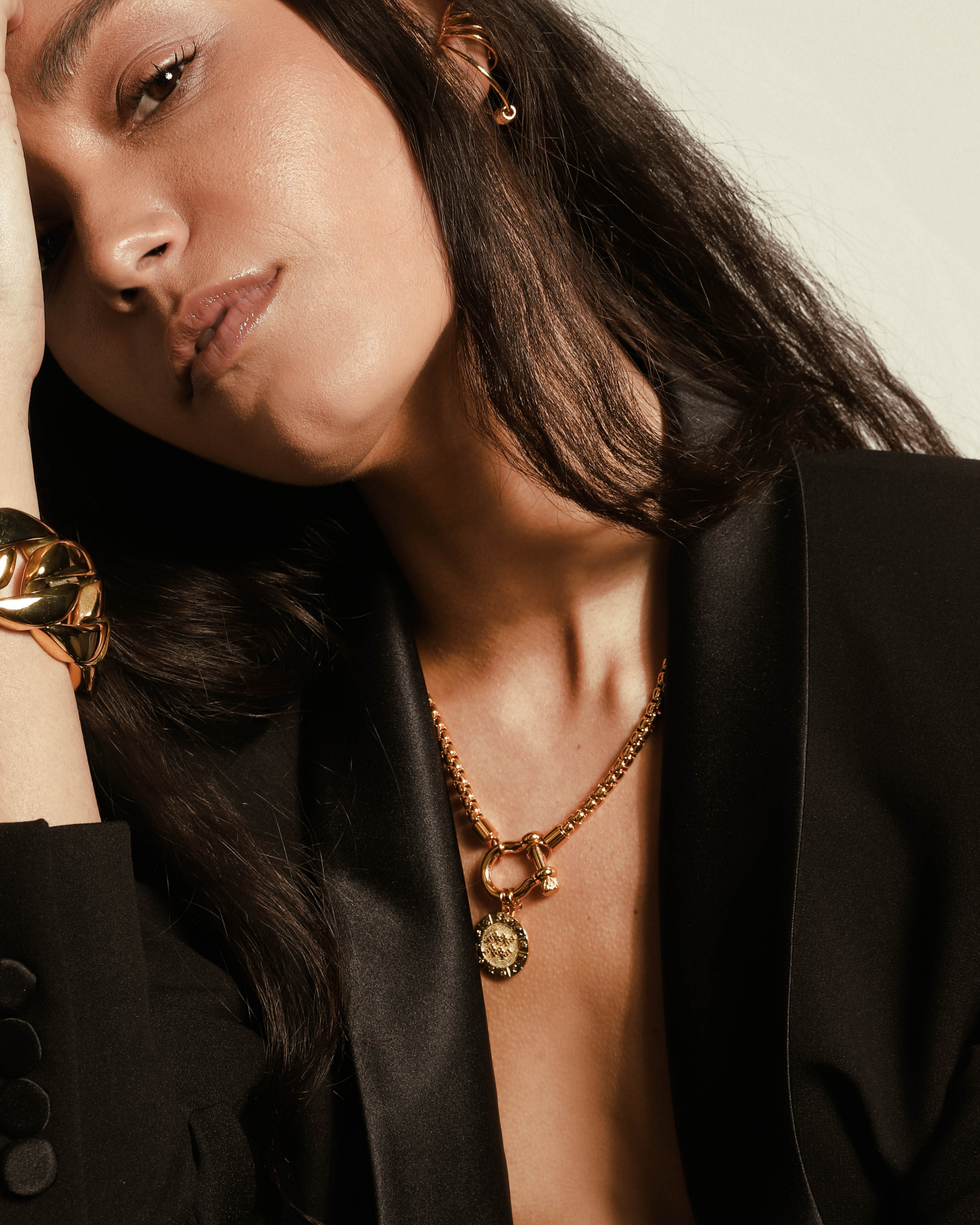 HERRADURA ZODIAC NECKLACE