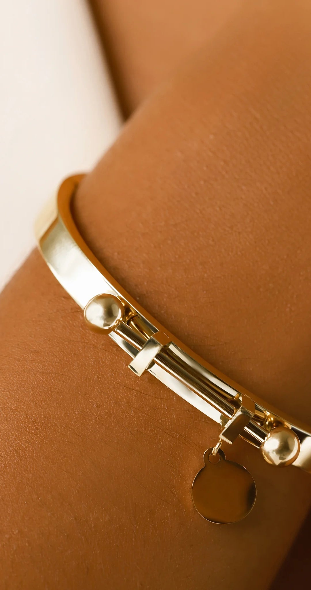 COINS BANGLE– Artizan Joyeria