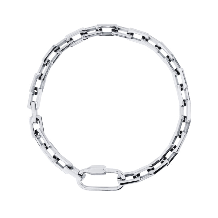The Carabiner Square Puerto Necklace, which is a silver chain necklace featuring a unique silver carabiner clasp. ||| SILVER