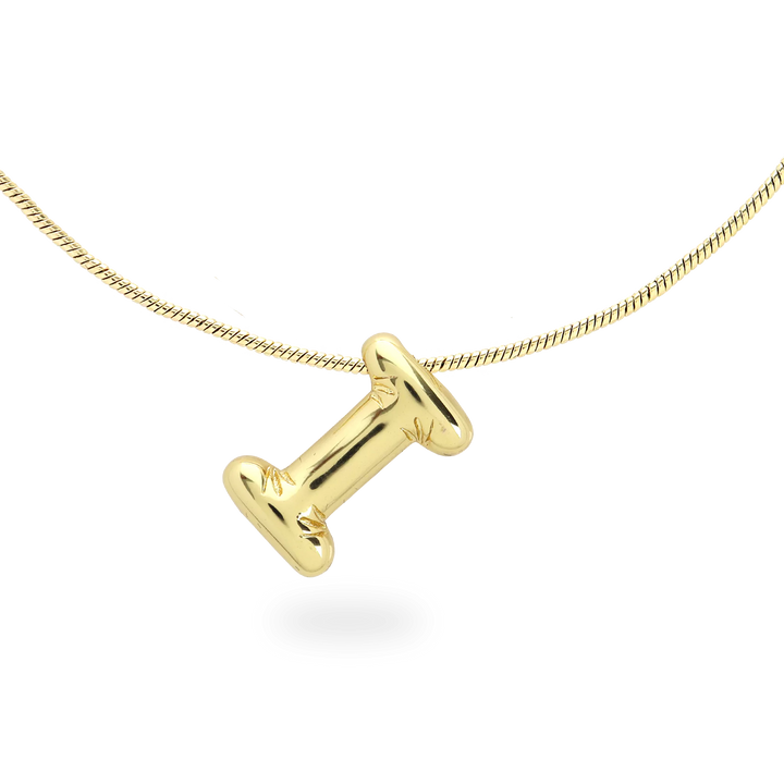 The BALLOON LETTER NECKLACE, a delicate gold necklace featuring a playful, balloon-shaped letter "I" pendant.||| I/GOLD