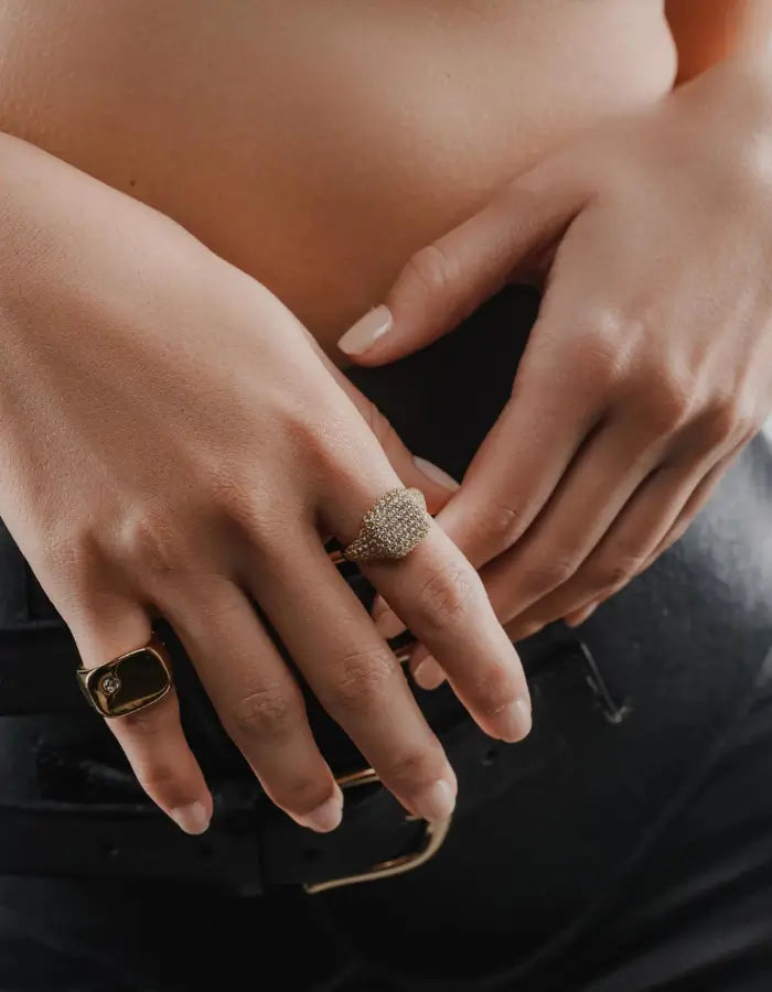 De Que Lado Va El Anillo de Compromiso Donde Se Usa El Anillo de