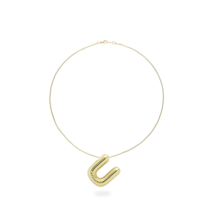 The BALLOON LETTER NECKLACE, a delicate gold necklace featuring a playful, balloon-shaped letter "U" pendant.||| U/GOLD