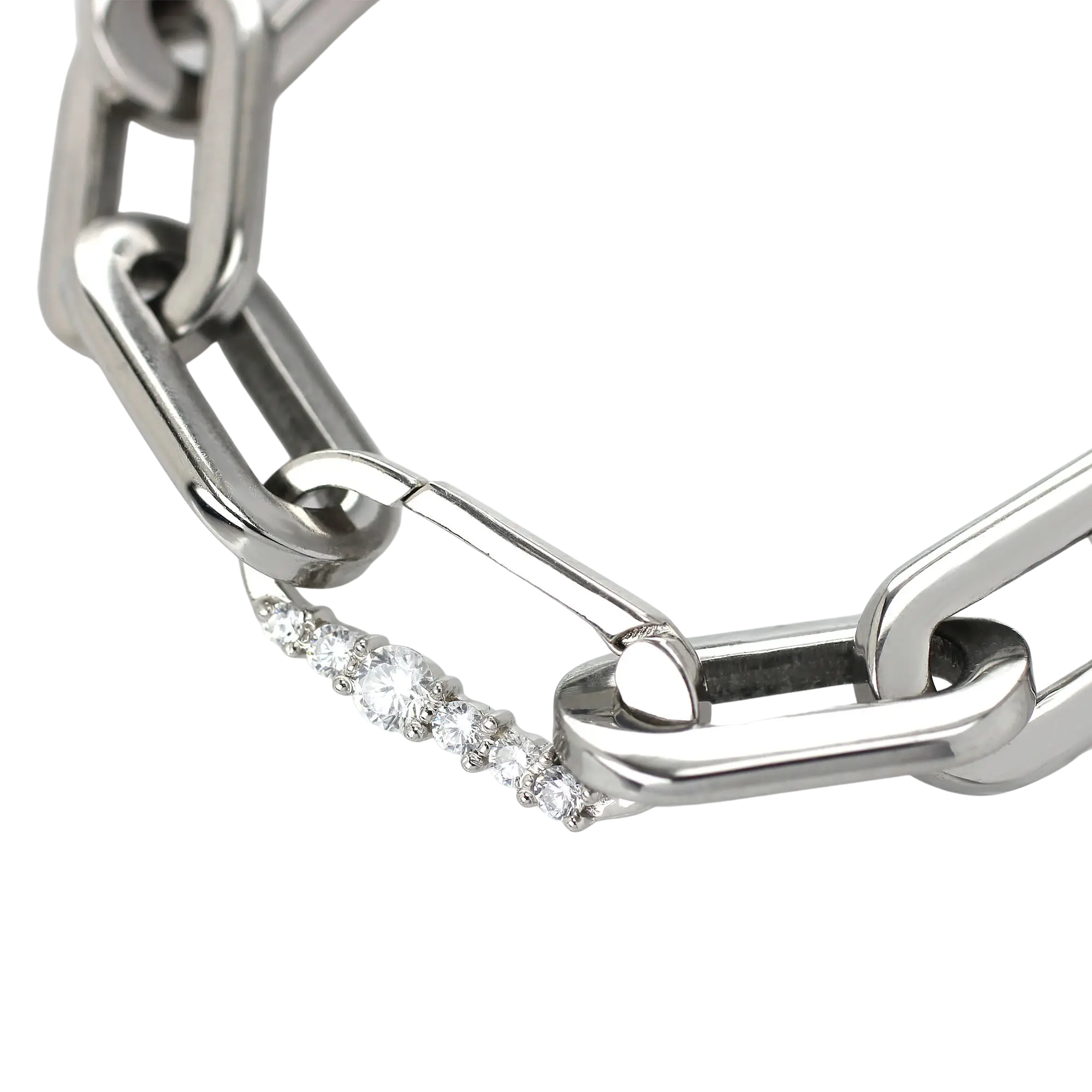 The PUERTO SHINE BRACELET made of Stainless steel link chain and a 925 sterling silver clasp with zirconia. 