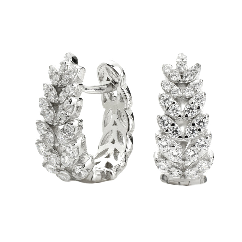 The LEAF CRYSTAL HUGGIES are made of 925 sterling silver covered with leaf shaped cubic zirconia.